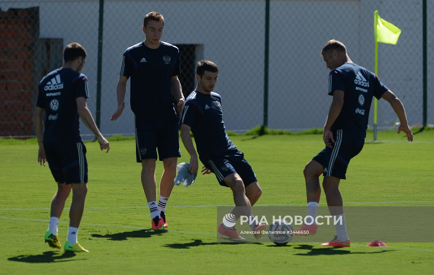 Футбол. Тренировка сборной России