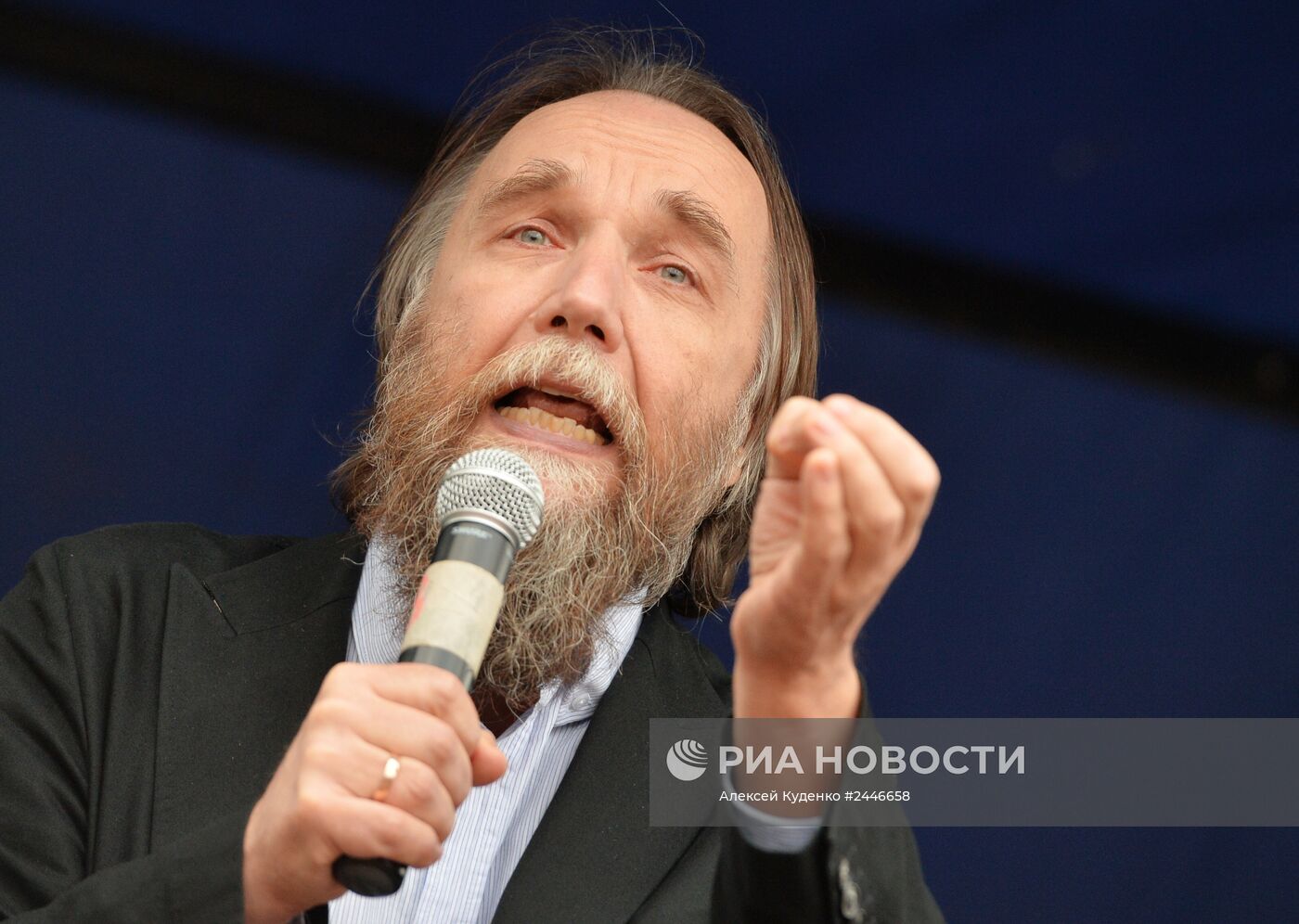 Митинг в поддержку народа Юго-Востока Украины "Стоим за Донбасс"