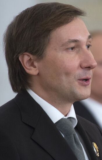 В.Путин вручил Государственные премии Российской Федерации 2013 года