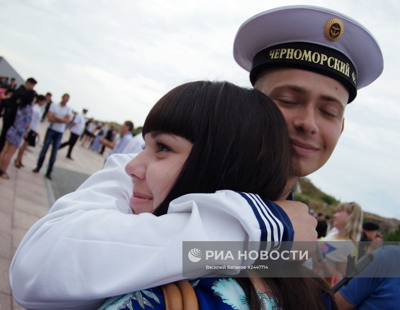 Моряки черноморского флота принимают присягу в Севастополе