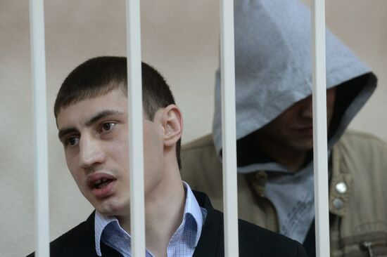 Оглашение приговора по делу сотрудников ОВД "Дальний"