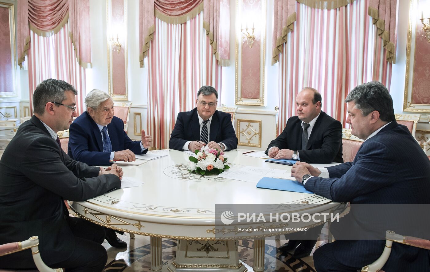 Президент Украины П.Порошенко провел встречу с Д.Соросом