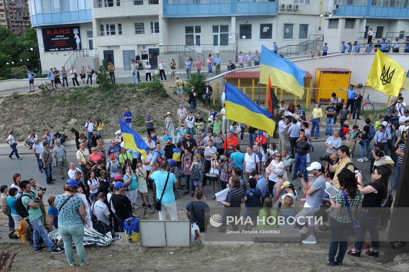 Ситуация у российского консульства в Одессе