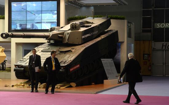 Международная выставка вооружений и военной техники Eurosatory 2014. День второй