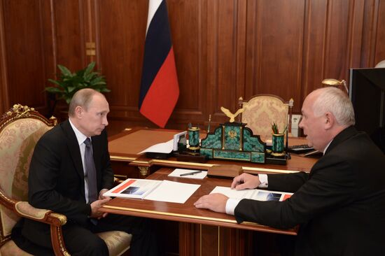 Встреча В.Путина с С.Чемезовым