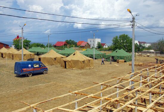 Лагерь для беженцев с юго-востока Украины в Севастополе