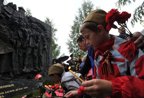 Открытие мемориала жертвам немецкого пересыльного лагеря "Дулаг-184" в Вязьме