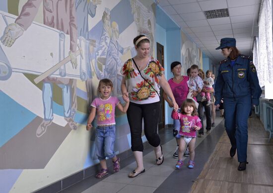 Автобус с беженцами из Луганской области прибыл в Брянск