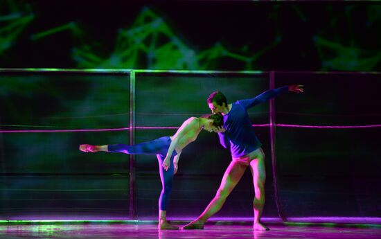 Генеральная репетиция балета-триптиха "Цветоделика" в Екатеринбурге