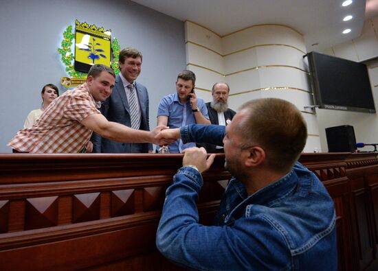 В Донецке прошла первая сессия парламента Союза народных республик (СНР)