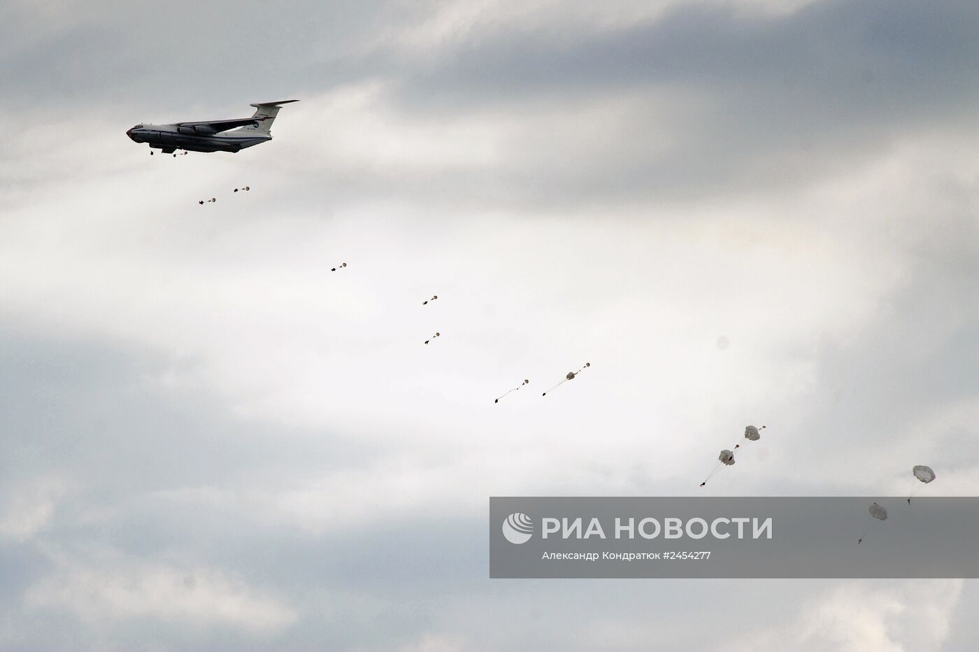Учения войск Центрального военного округа на полигоне Чебаркуль