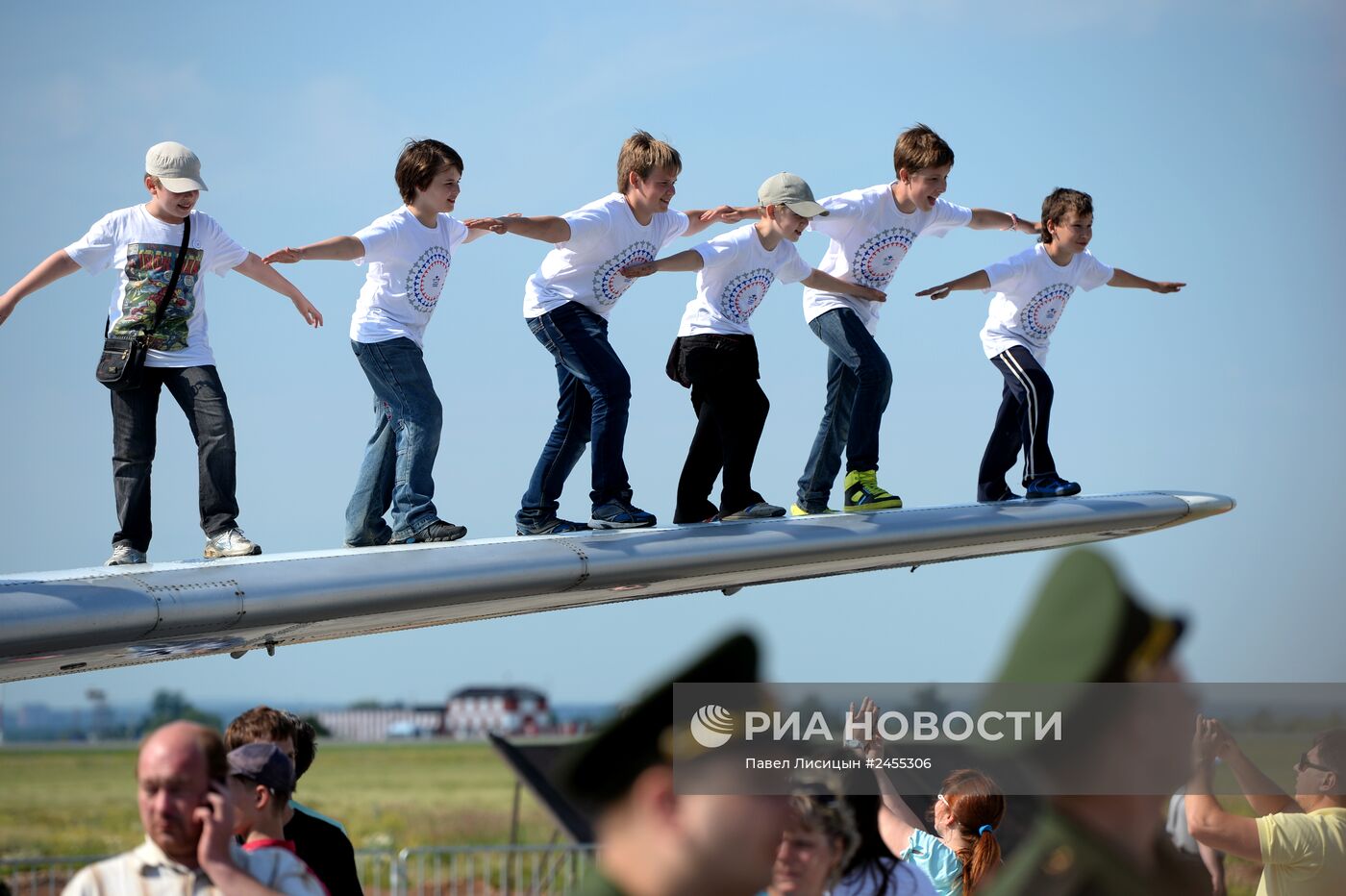 Авиационный фестиваль "Крылья Пармы" в Перми