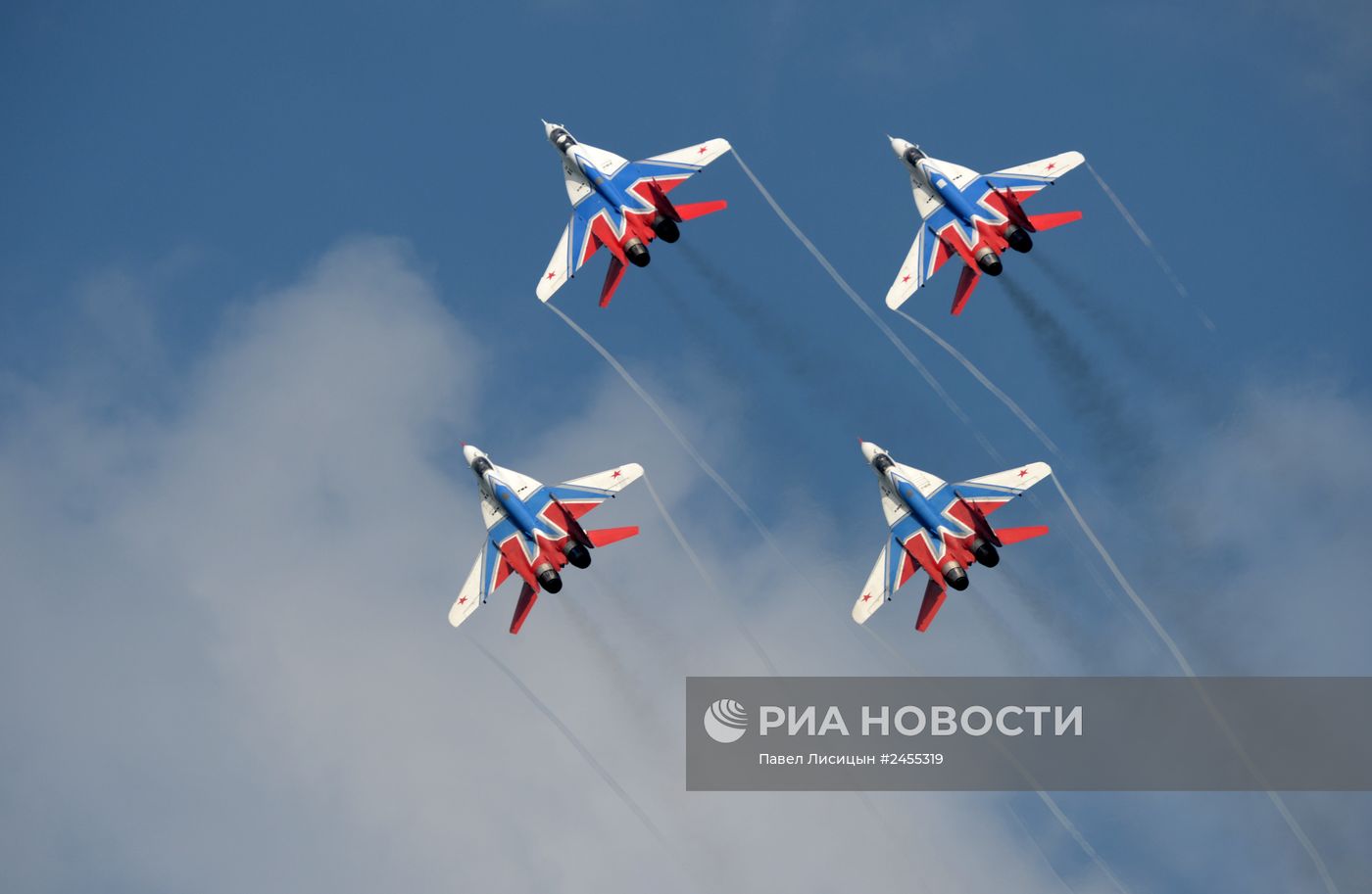 Авиационный фестиваль "Крылья Пармы" в Перми