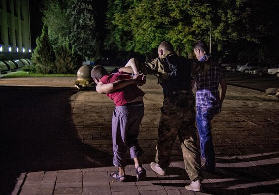 Группа быстрого реагирования народного ополчения в Луганске