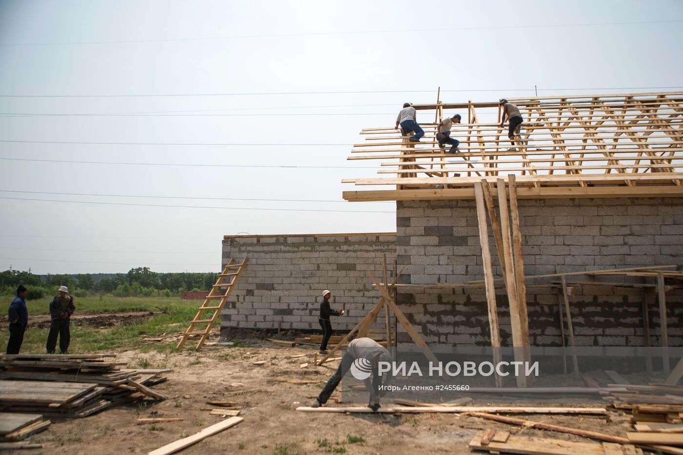 Cтроительство домов для пострадавших от паводка в Амурской области