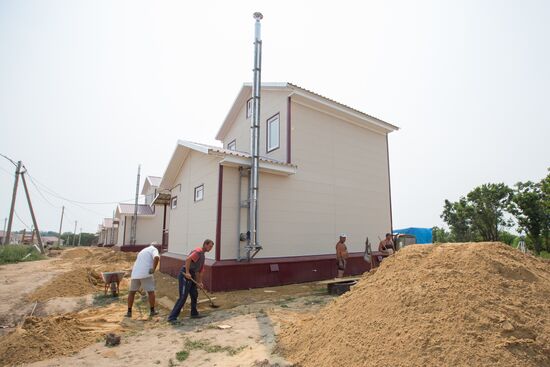 Cтроительство домов для пострадавших от паводка в Амурской области Cтроительство домов для пострадавших от паводка в Амурской области