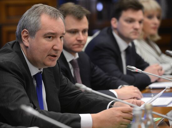 Дмитрий Рогозин и Евгений Шевчук подписали ряд двусторонних соглашений о сотрудничестве