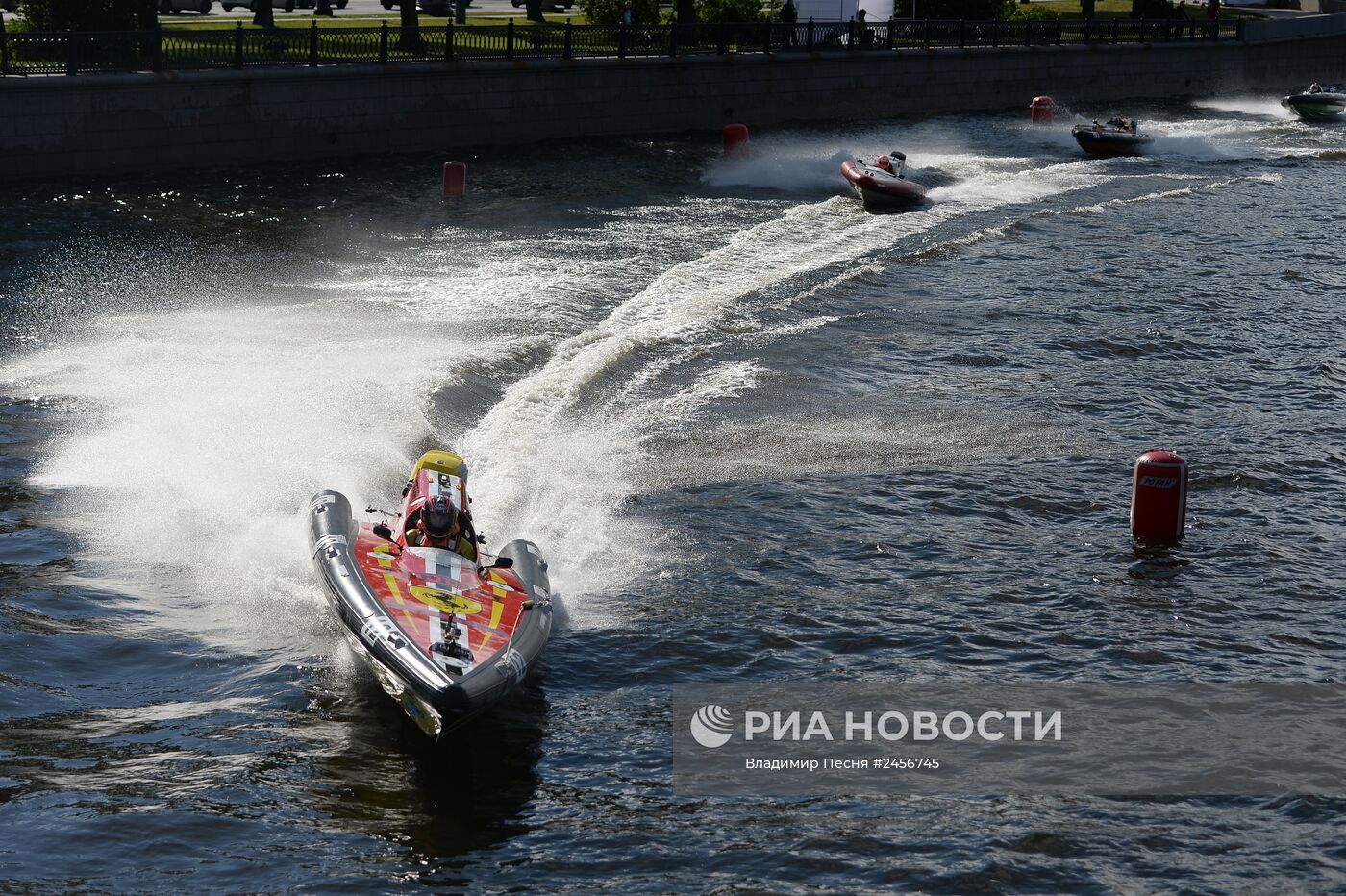 Чемпионат мира по водно-моторному спорту в Санкт-Петербурге
