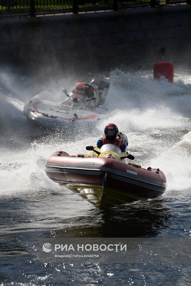 Чемпионат мира по водно-моторному спорту в Санкт-Петербурге
