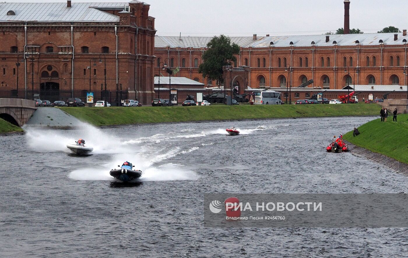 Чемпионат мира по водно-моторному спорту в Санкт-Петербурге