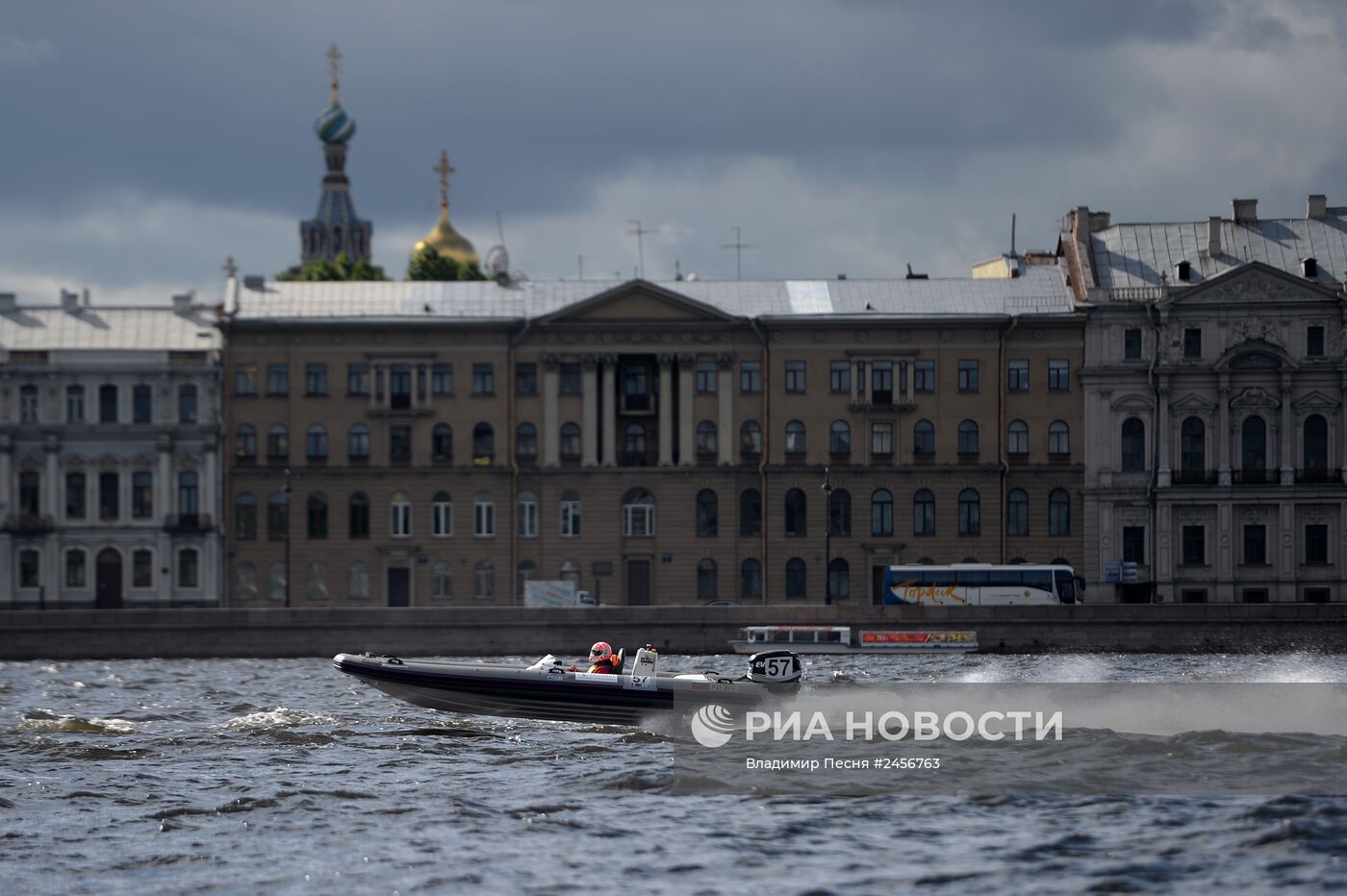 Чемпионат мира по водно-моторному спорту в Санкт-Петербурге