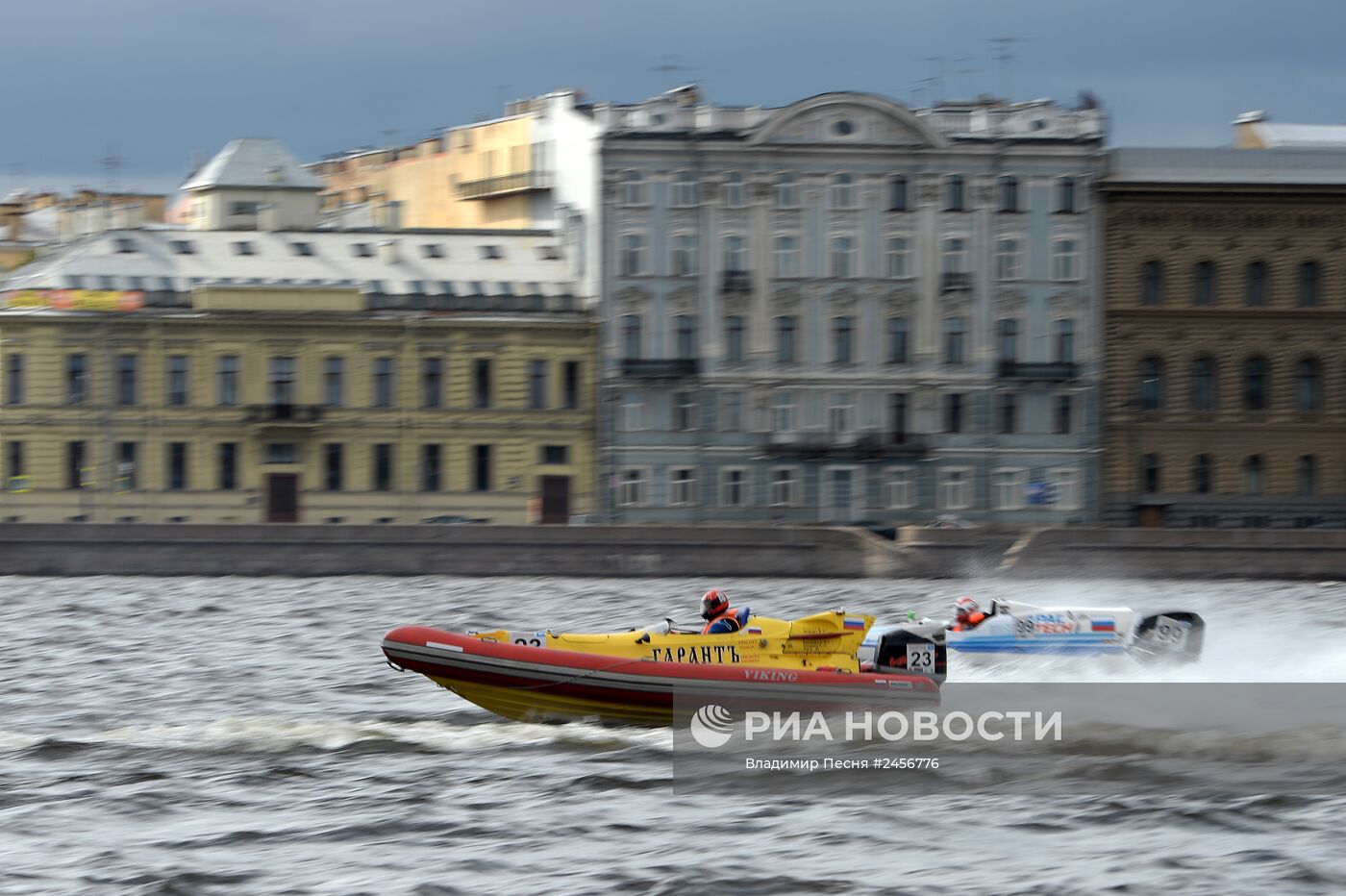 Чемпионат мира по водно-моторному спорту в Санкт-Петербурге