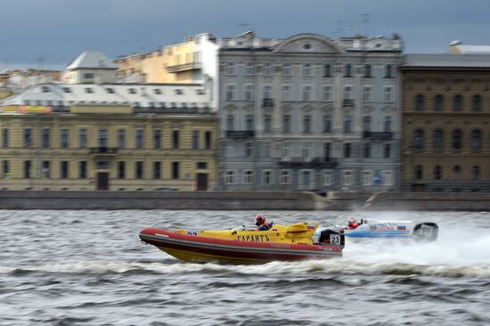 Чемпионат мира по водно-моторному спорту в Санкт-Петербурге