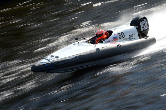 Чемпионат мира по водно-моторному спорту в Санкт-Петербурге