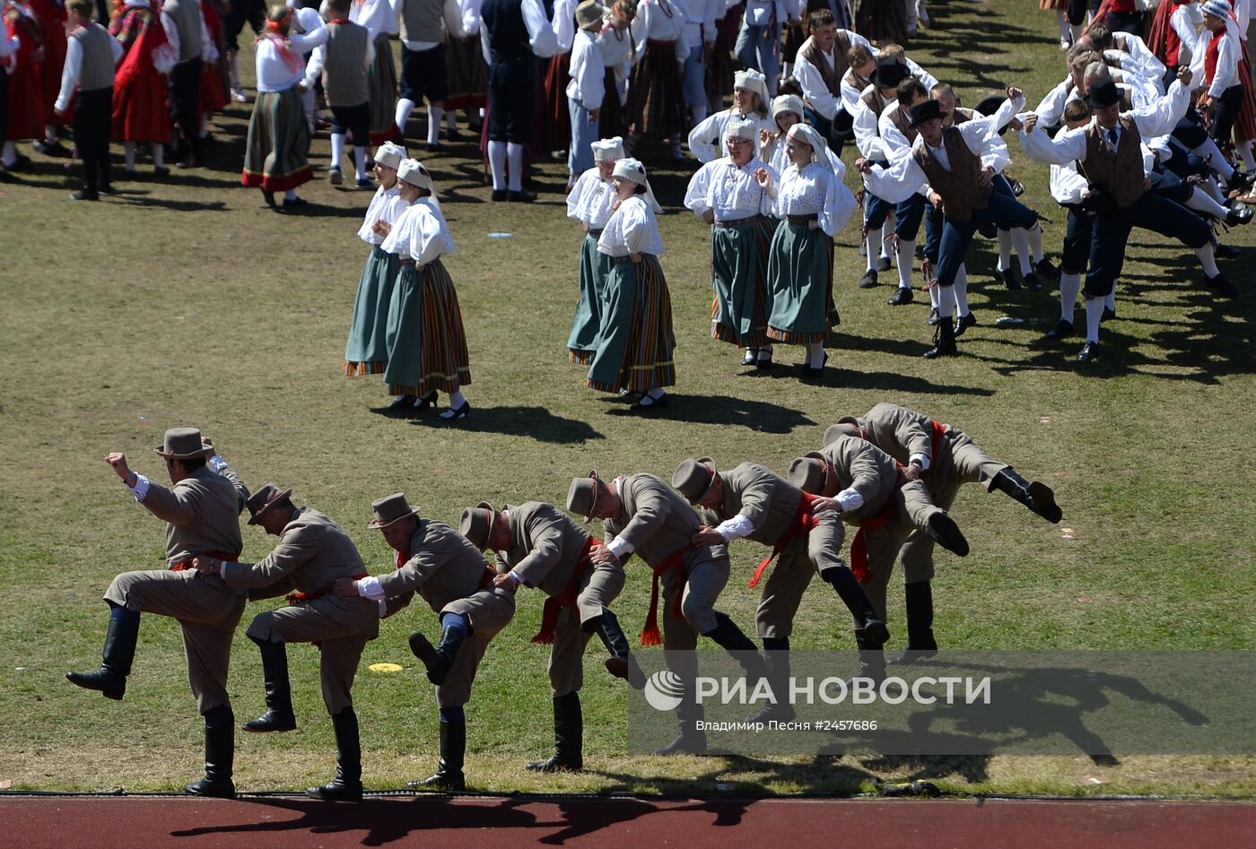19-й традиционный фестиваль танца в Таллине