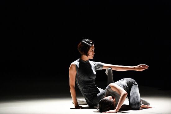 Премьерный показ современного балета "Каракули" в рамках Фестиваля китайской культуры в России