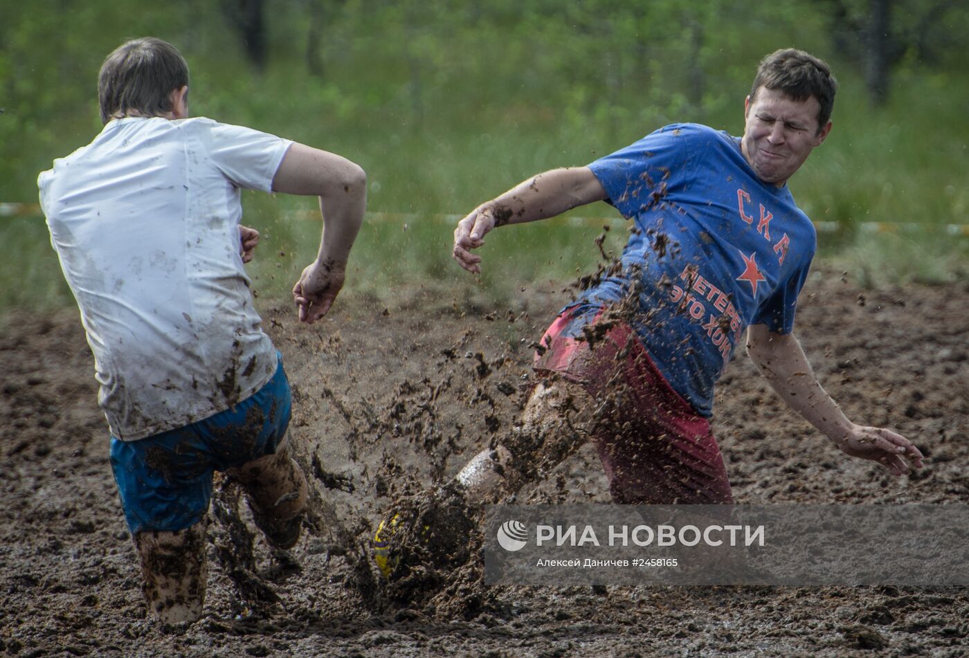 Чемпионат России по футболу на болоте