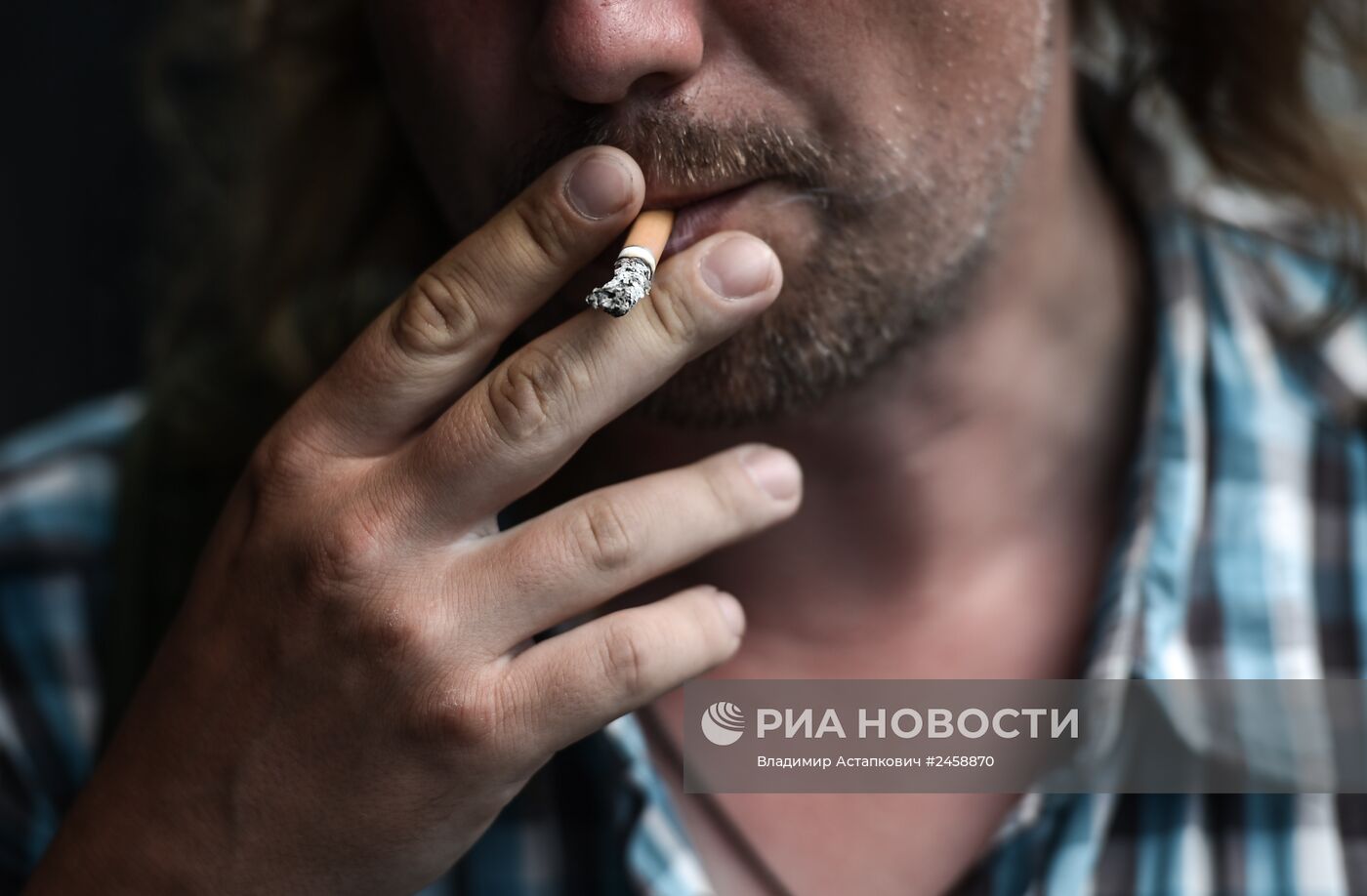 Курение в общественных местах