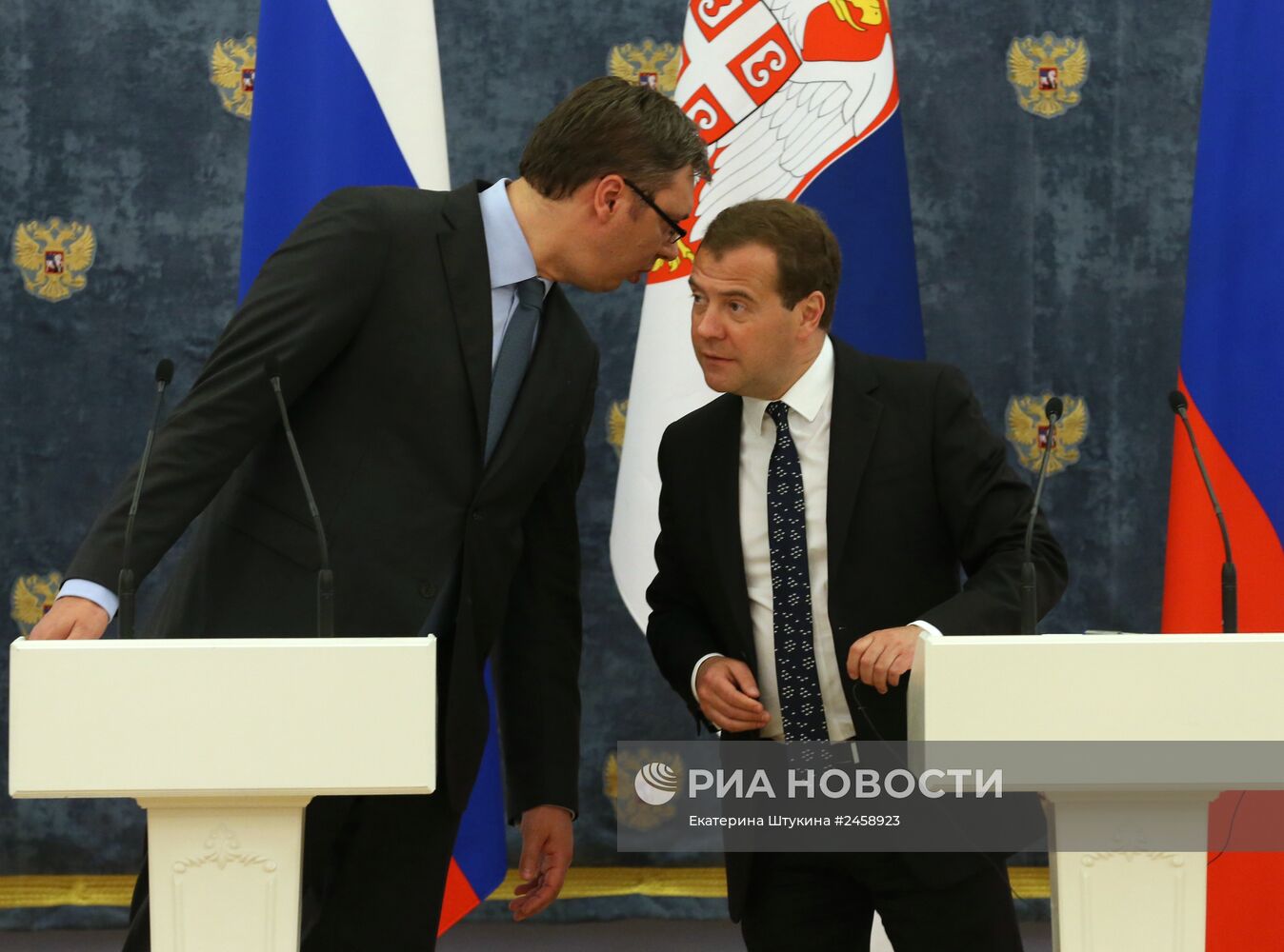 Д.Медведев провел встречу с премьер-министром Сербии А.Вучичем