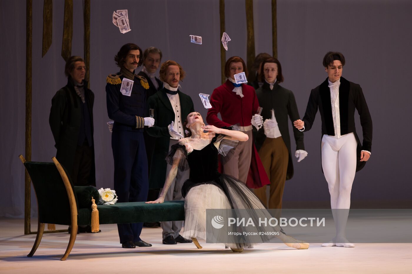 Репетиция одноактного балета "Маргарита и Арман" на сцене Мариинского театра