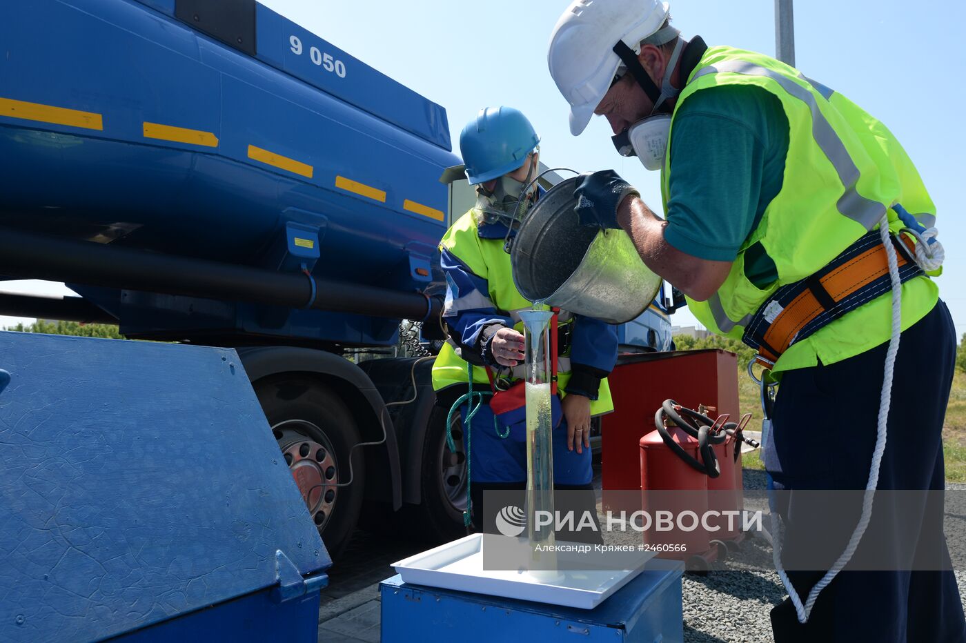 Контроль качества нефтепродуктов компании "Газпром нефть"