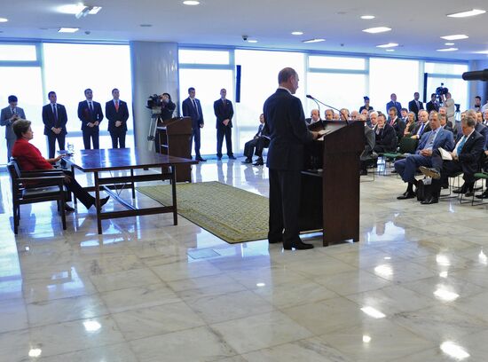 Официальный визит В.Путина в Бразилию. День второй