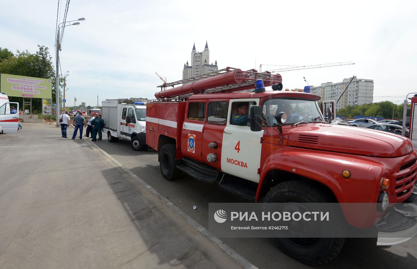 Вагон поезда метро сошел с рельсов на перегоне 