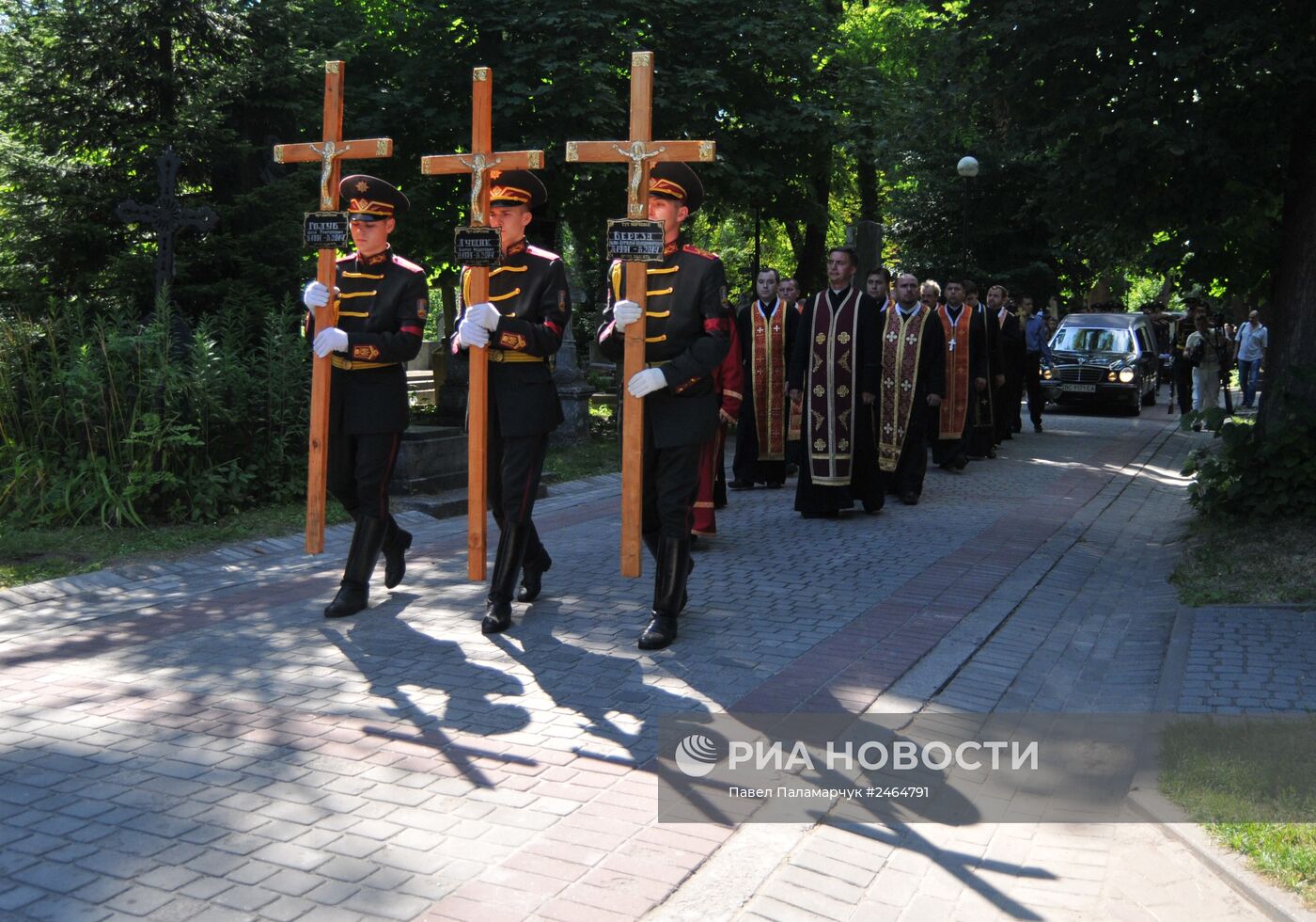 Похороны украинских военных, погибших в Зеленополье