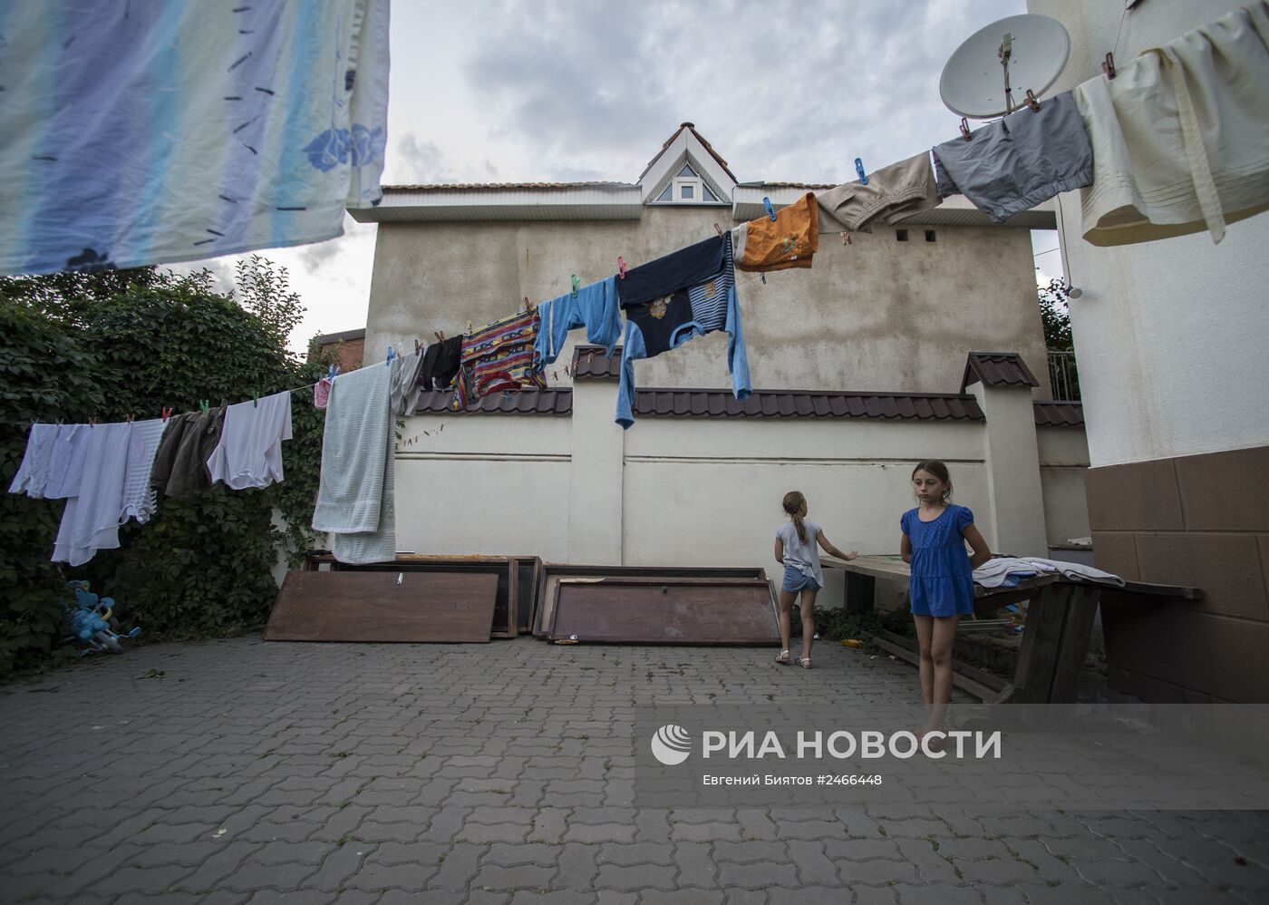 Группа добровольцев из Ростова-на-Дону помогает беженцам из Украины