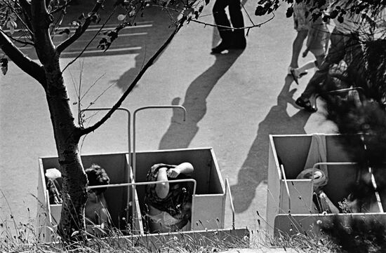 На пляже в Сочи