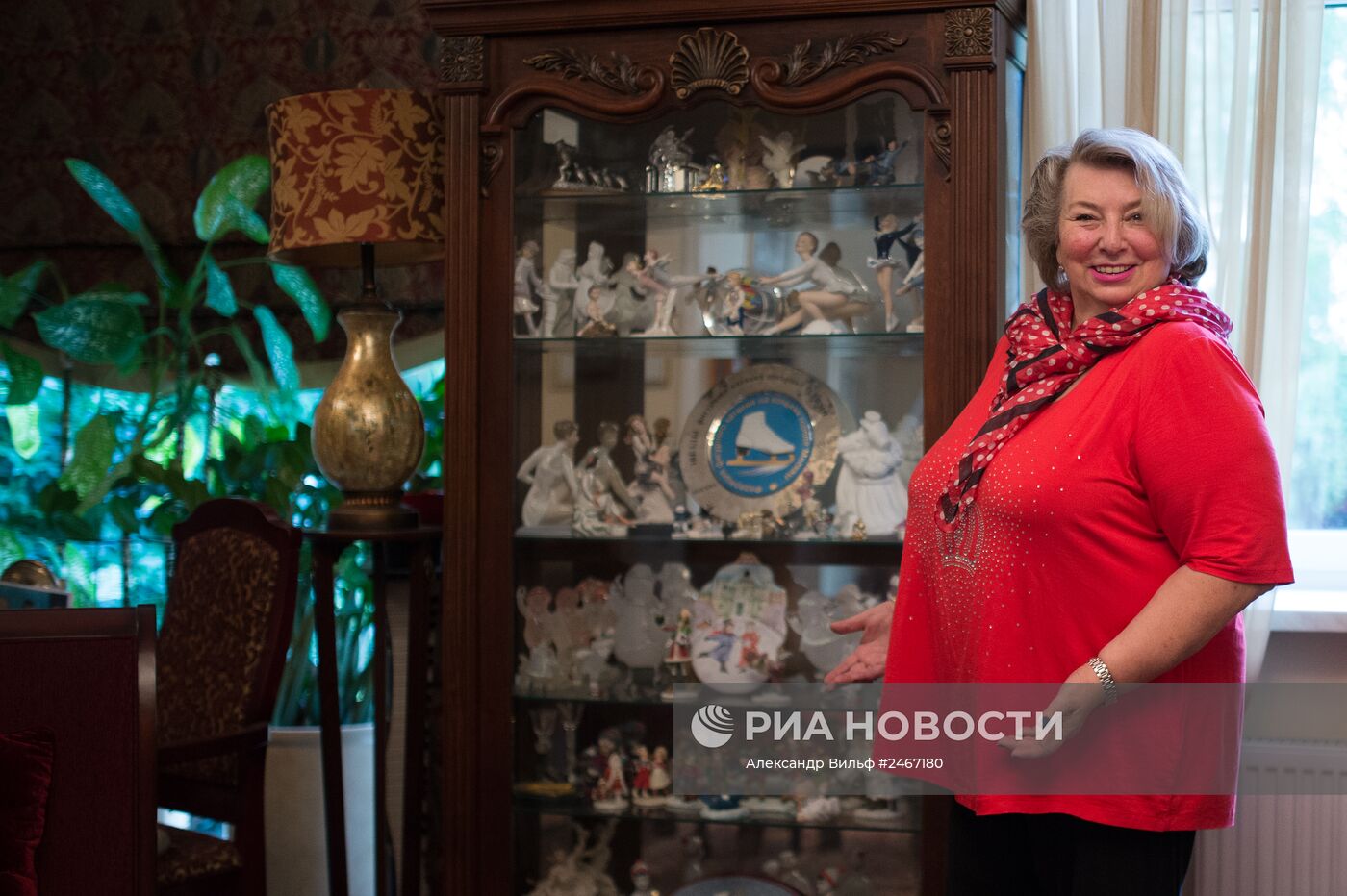 Тренер по фигурному катанию Татьяна Тарасова в своем доме в Подмосковье