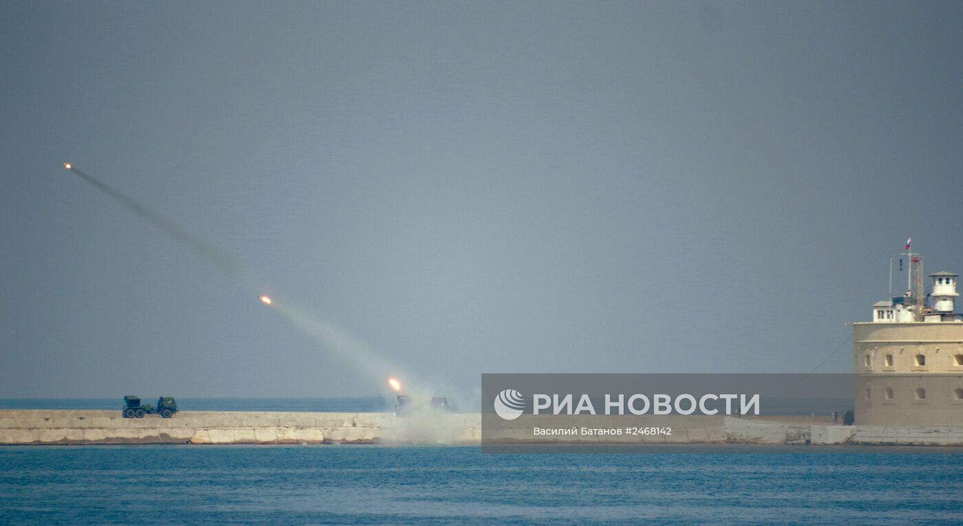 Репетиция парада ко Дню ВМФ в Севастополе