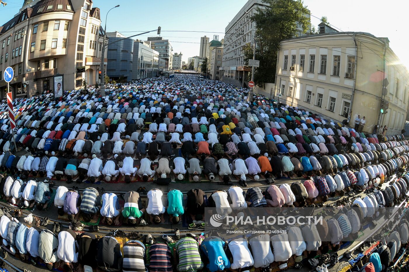 Празднование Ураза-байрама в Москве
