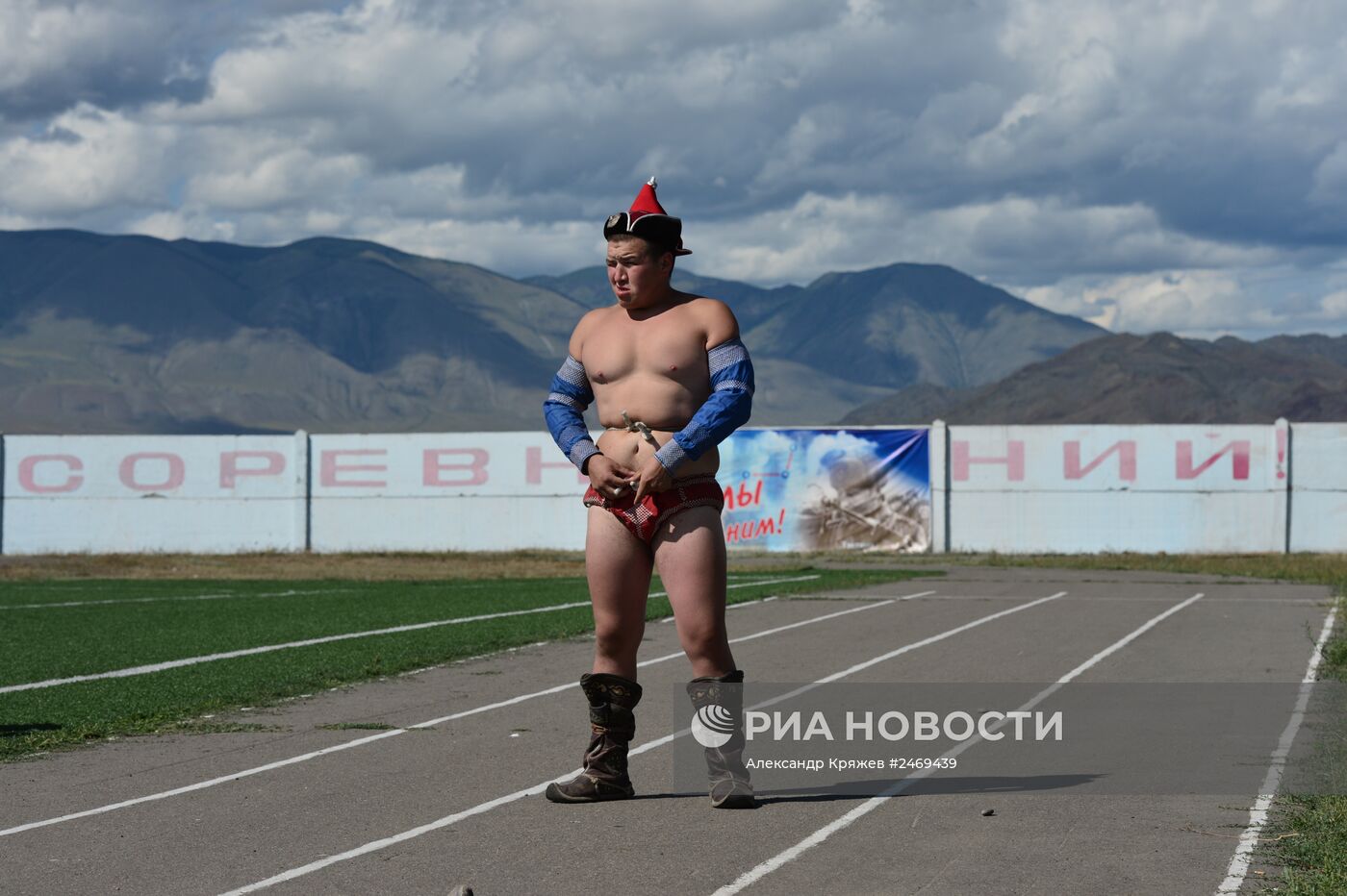 Национальная борьба Хуреш в Тыве
