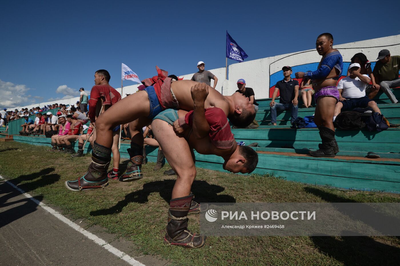 Национальная борьба Хуреш в Тыве