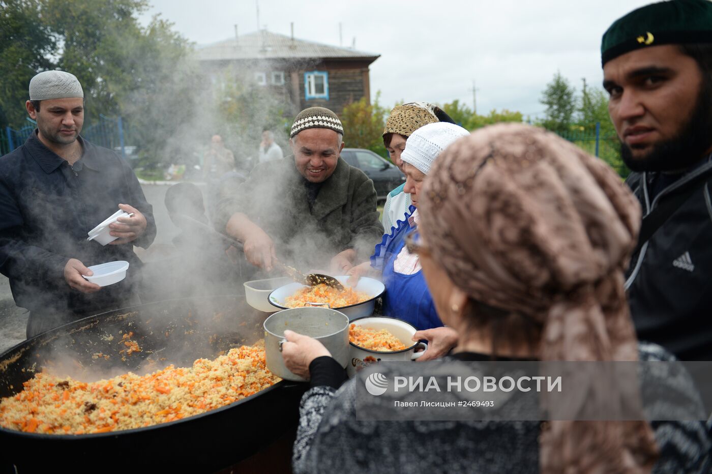 Празднование Ураза-байрама в регионах России