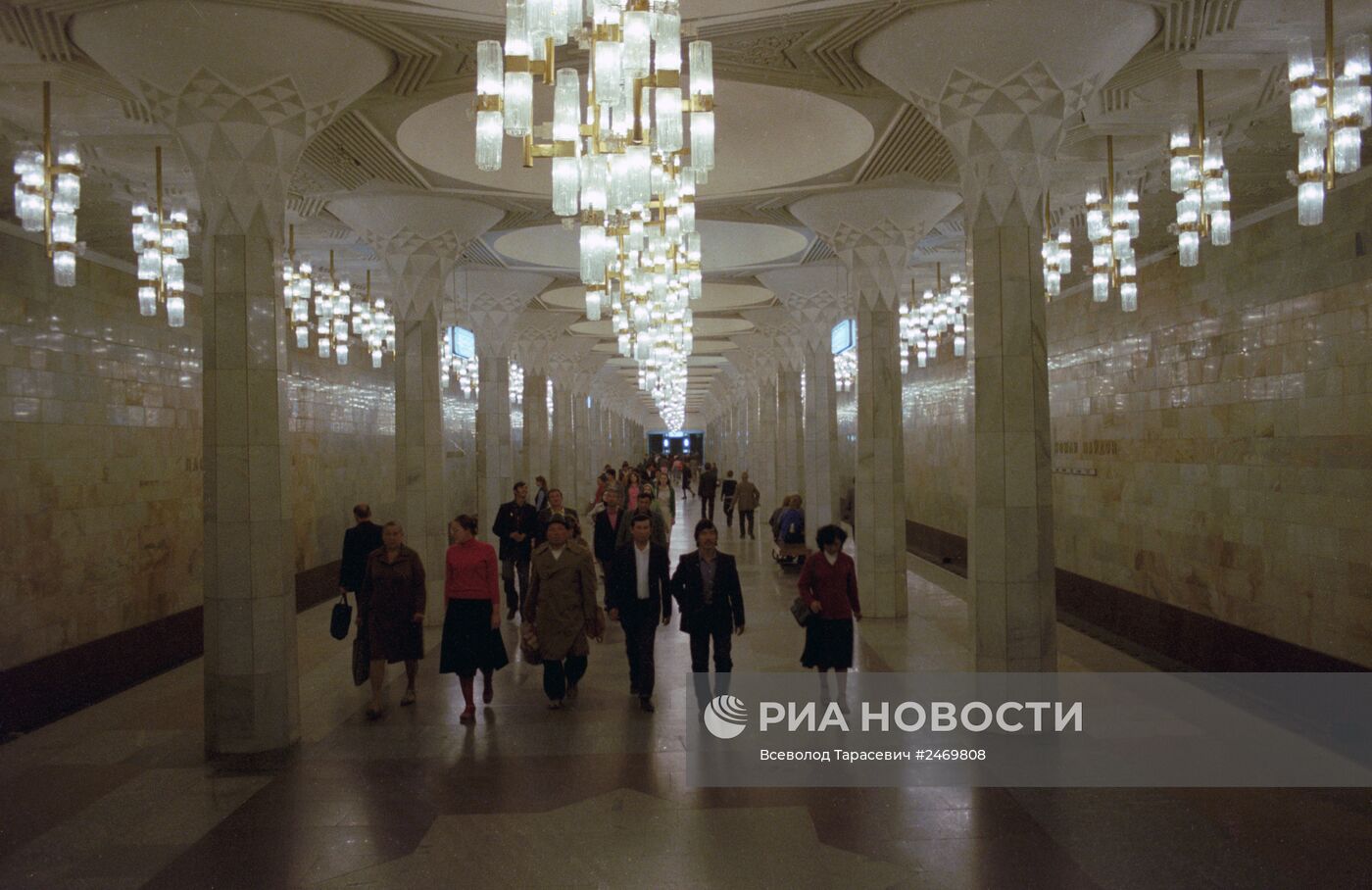 Станция метро "Пушкинская" в Ташкенте