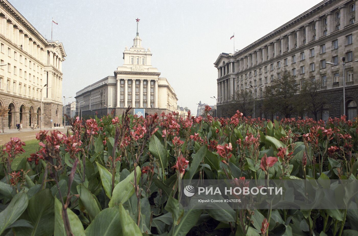 Здание парламента в Софии