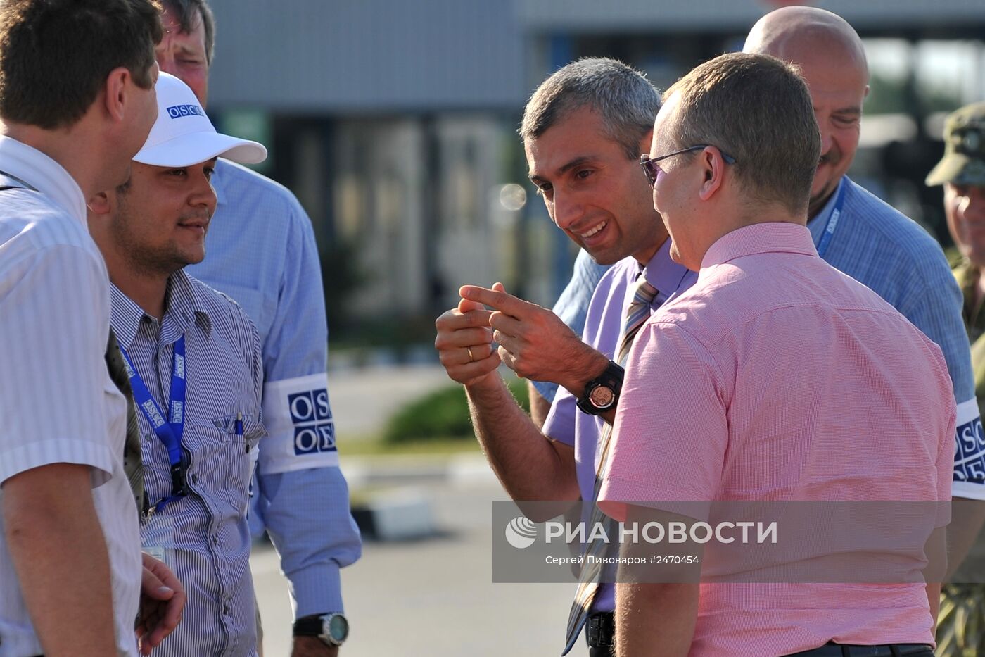 Наблюдатели ОБСЕ посетили российско-украинскую границу