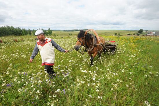 Жизнь марийцев в селе Малая Тавра
